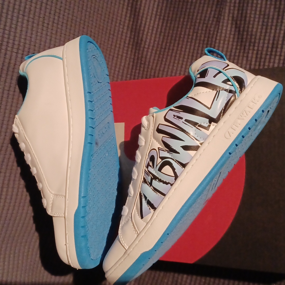 White/Blue Graffiti Sneaker